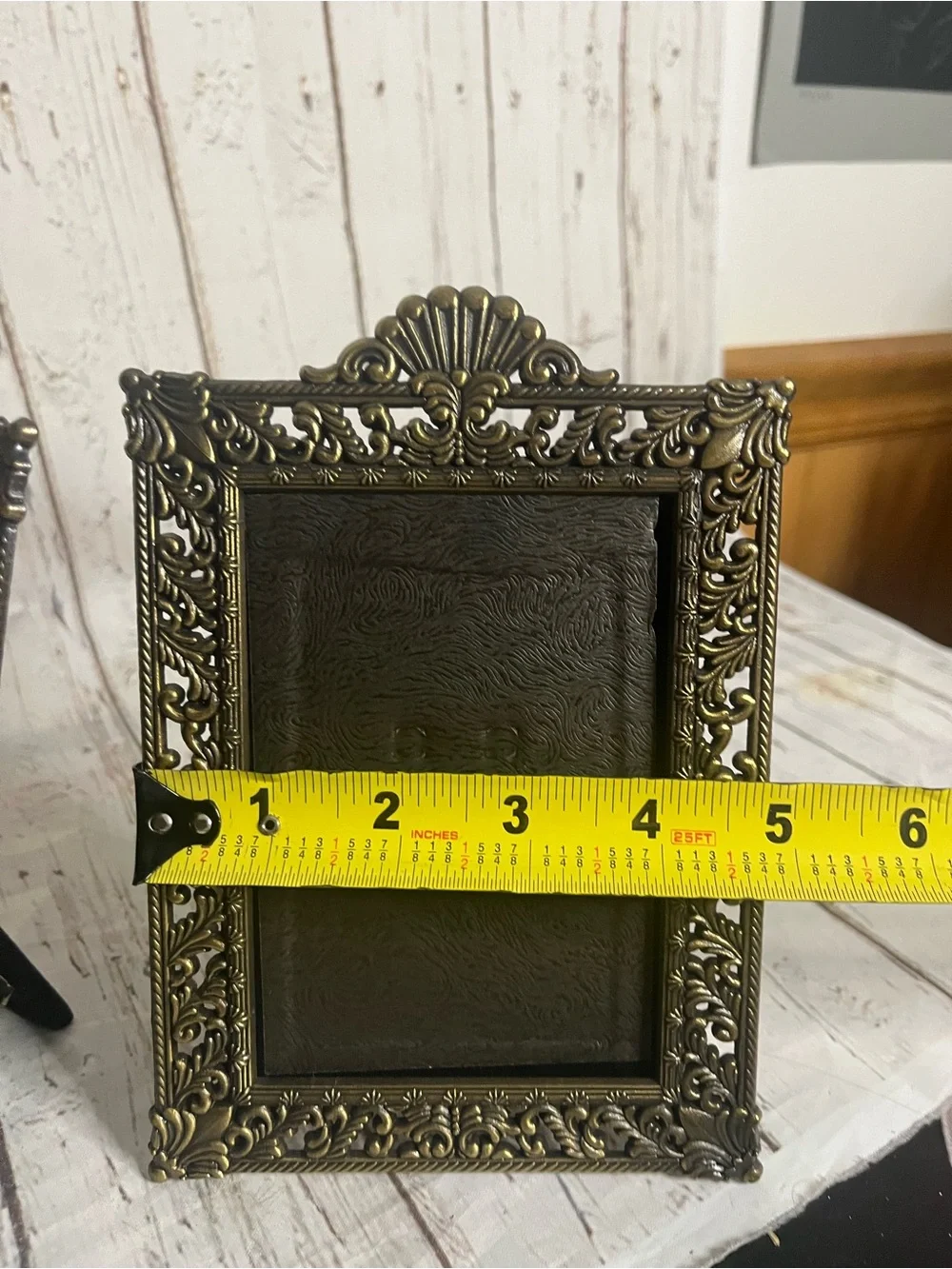 2 Beautiful Vintage Ornate Victorian Style Brass Picture Frames Black Felt Backs
